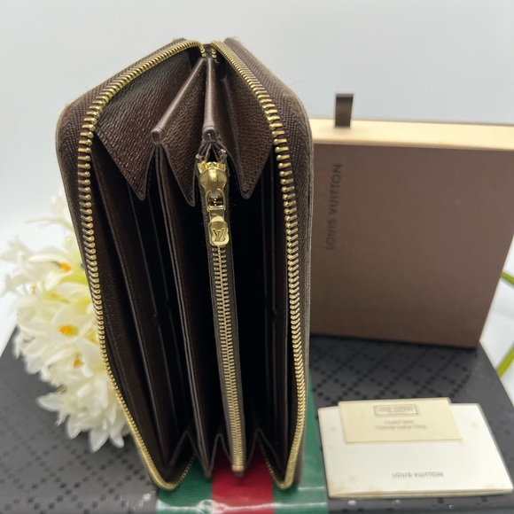 Louis Vuitton Damier Ebene - Picture 4 of 12